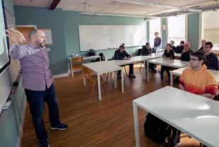 This UVA Alum Went From Studying Lizards and Turtles to the Data Science Forefront