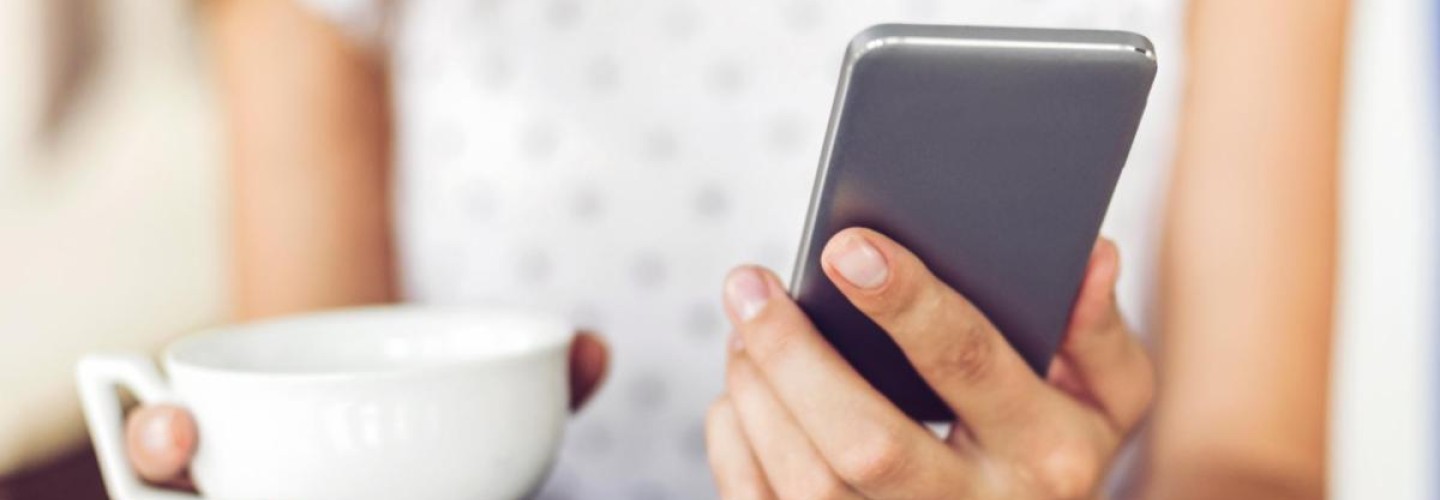 Everything You Need to Know About Your Smartphone's New COVID-19 Tracker