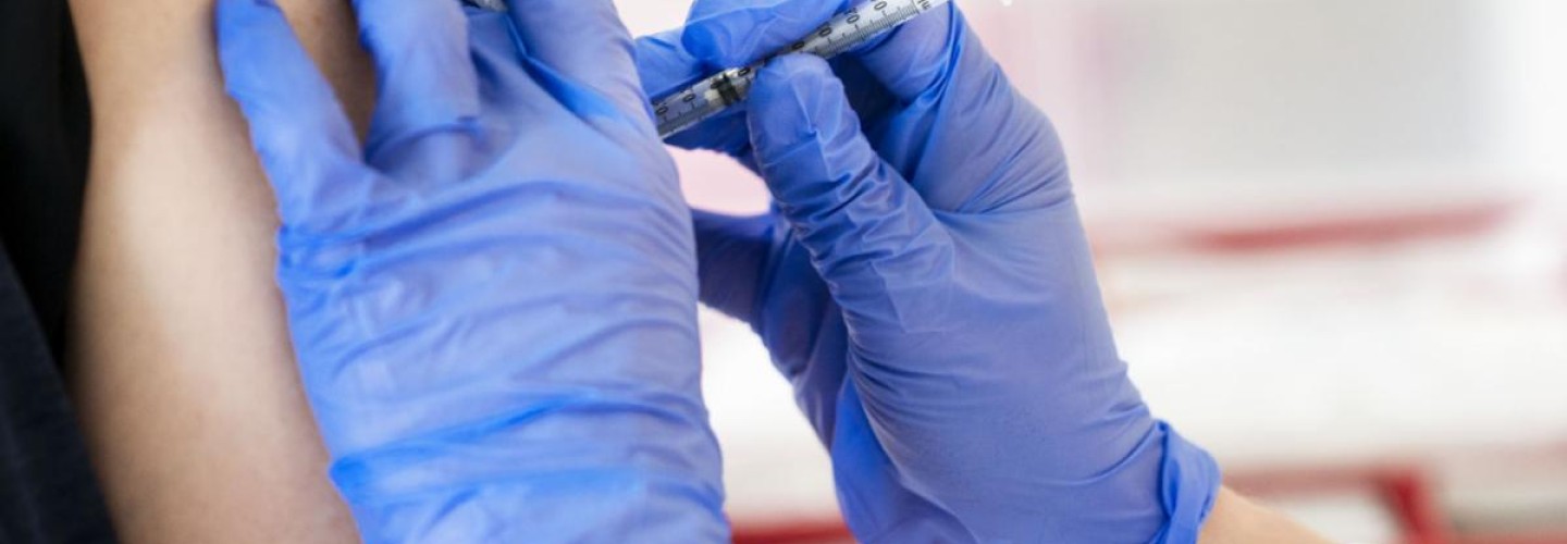 Q&A: Dr. Bill Petri Analyzes Restart of the Johnson & Johnson COVID-19 Vaccine