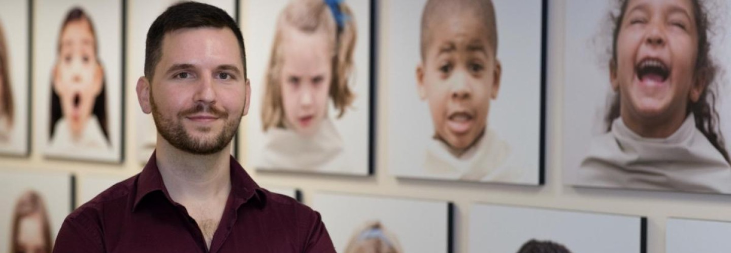 Generosity Breeds Generosity: 4-Year-Olds Who Receive a Kindness Pay it Forward