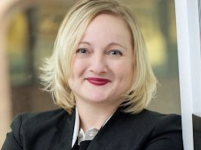 Kristen Schwendinger headshot