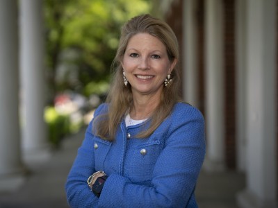 Lori McMahon photo