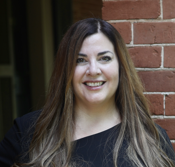 Laura Kozma headshot